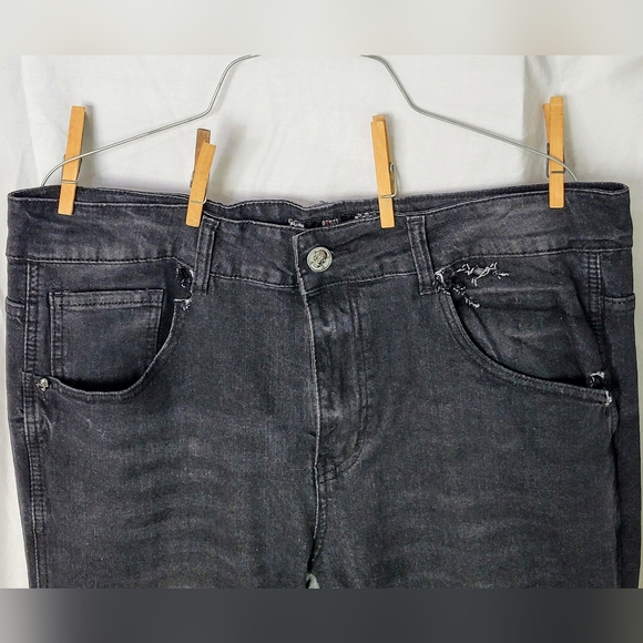 Rebel Vengeance Men's Low Rise Flare Two Tone Distressed Jeans - Size 34 - Picture 6 of 15